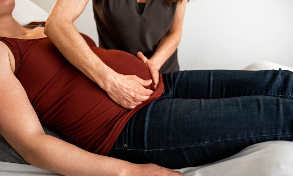 postpartum-pregnancy-pelvic-floor-physical-therapist-reno-online